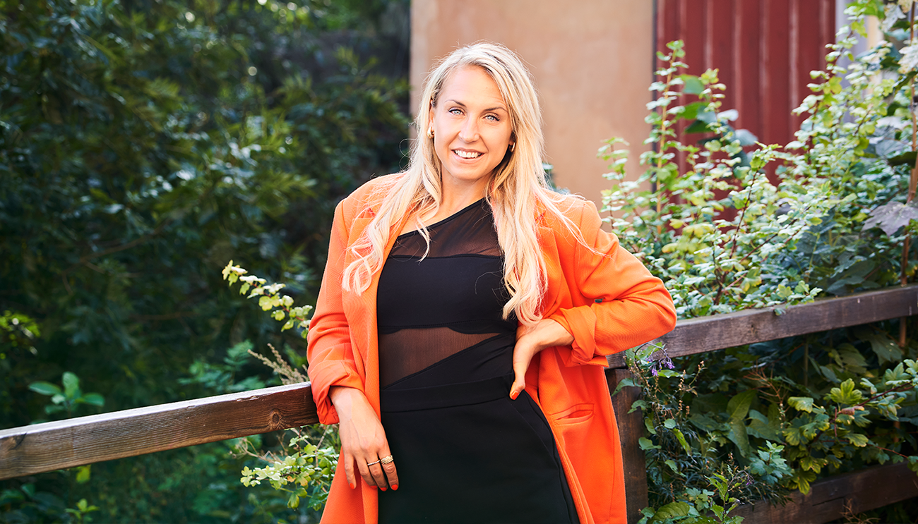 Elin Härkönen forfattare_L &#8211; Image Hero